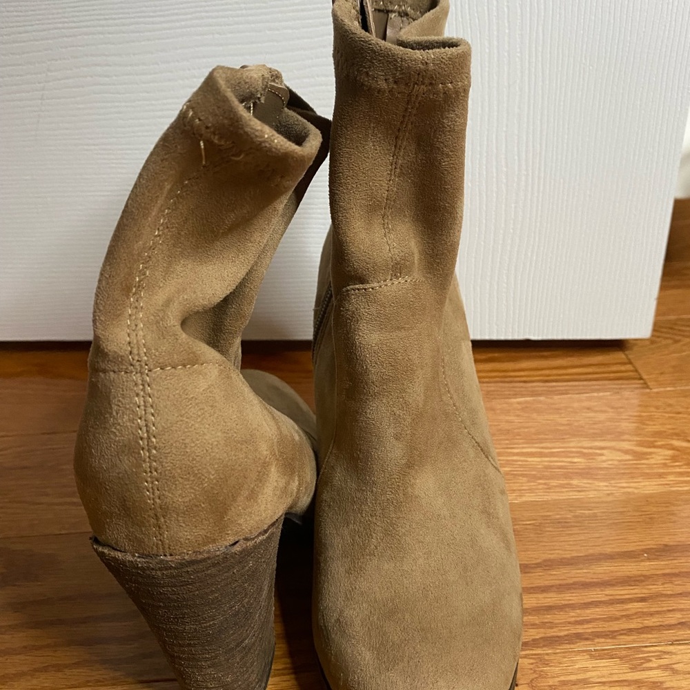 FALL boots - Picture 3 of 3